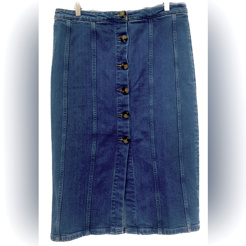 Anthro' Pilcro denim skirt.